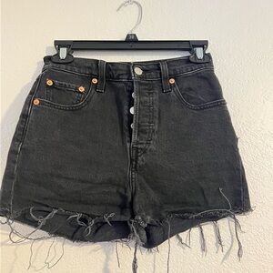 levi ribcage shorts